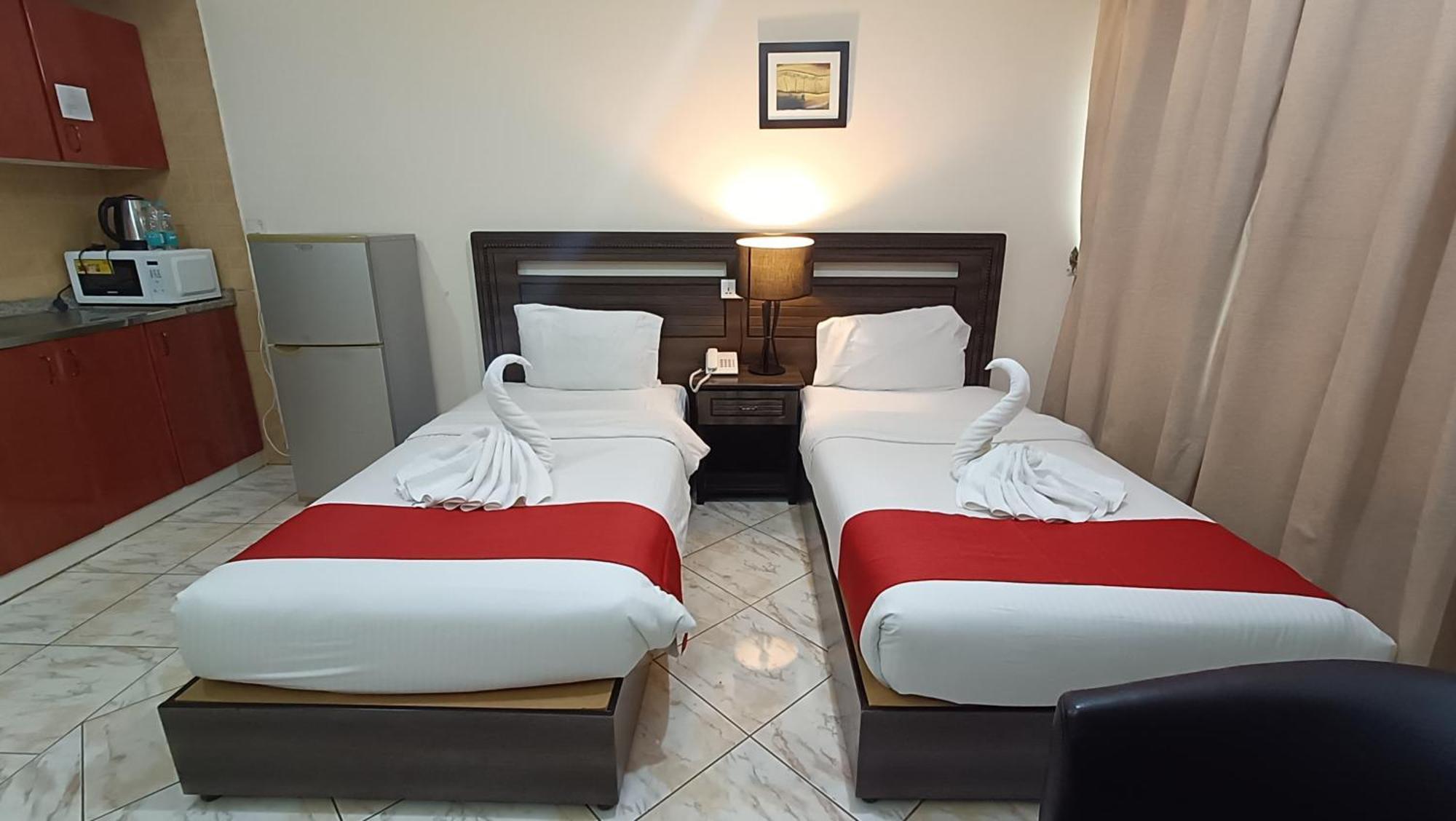 Ruwi Beach Hotel Apartments - Maha Hospitality Group Sharjah Esterno foto